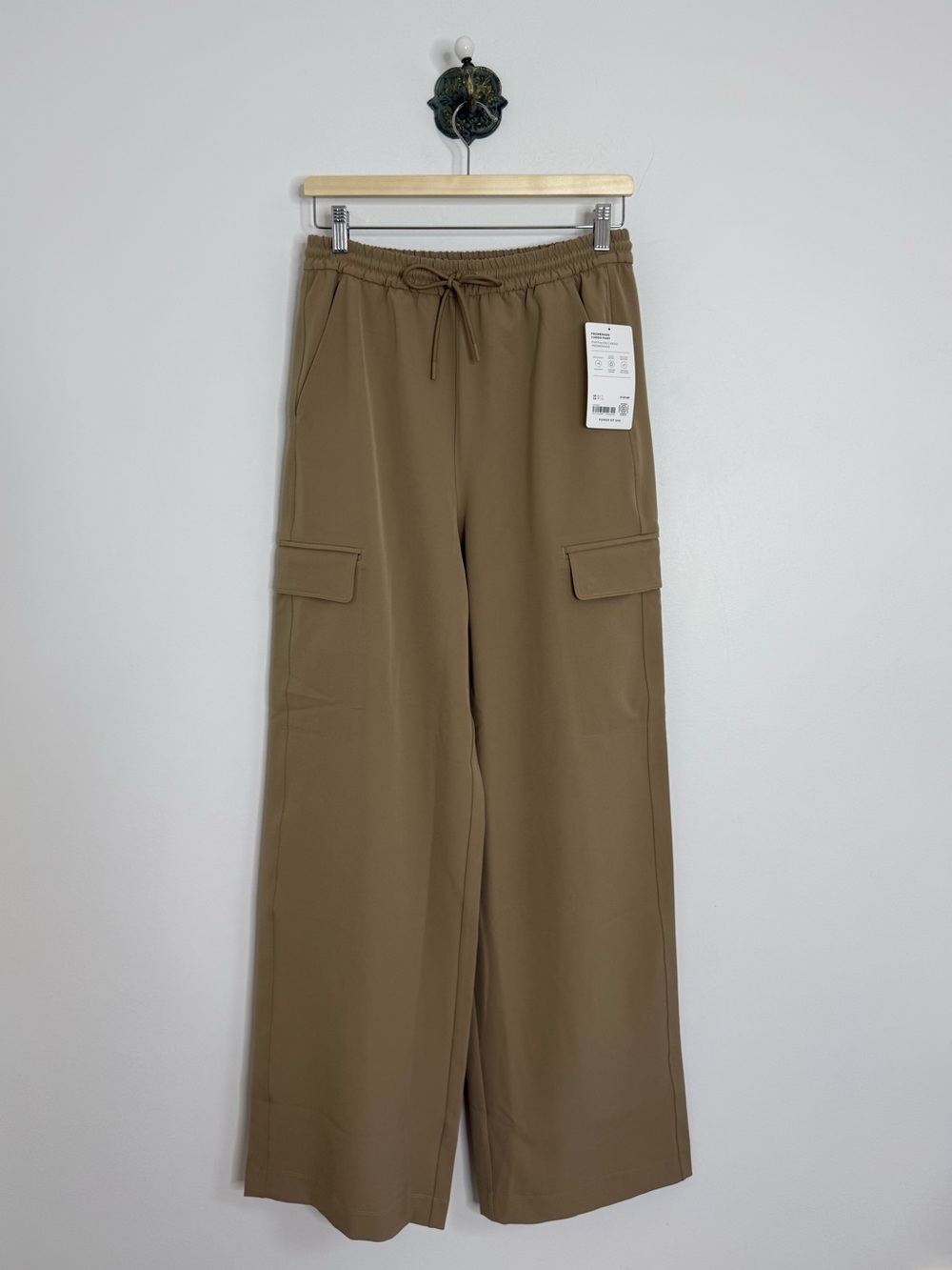 Athleta Promenade Cargo Pant High Rise Wide Leg Women XS Tall NWT Travel Career